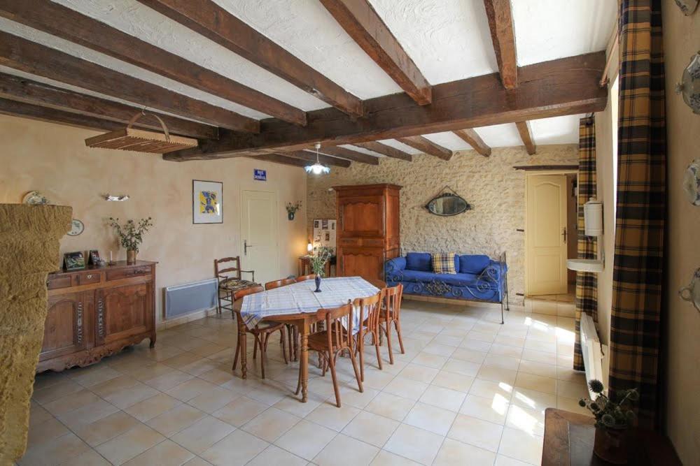 La Jariette Bed & Breakfast Airvault Eksteriør bilde